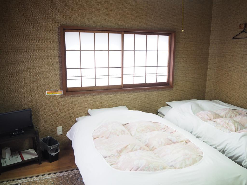 Sudomari Minshuku Friend Hotell Yakushima  Exteriör bild